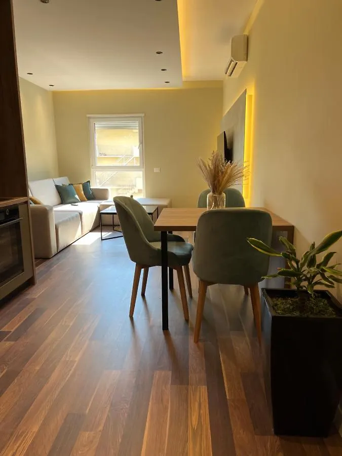 Erg Apartments ティラナ