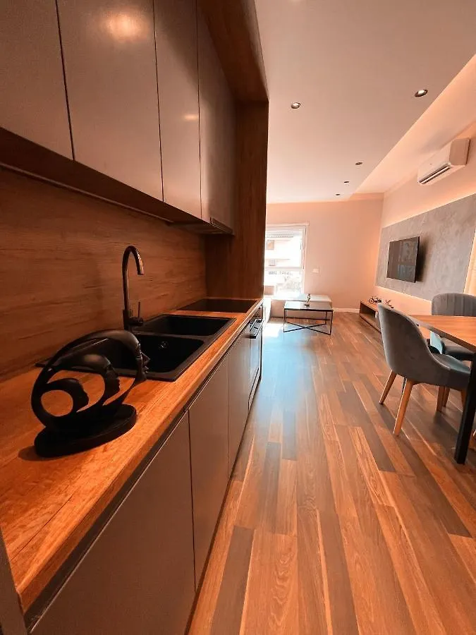 Erg Apartments ティラナ アルバニア