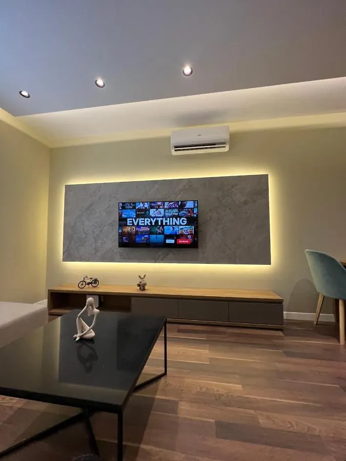 Erg Apartments تيرانا